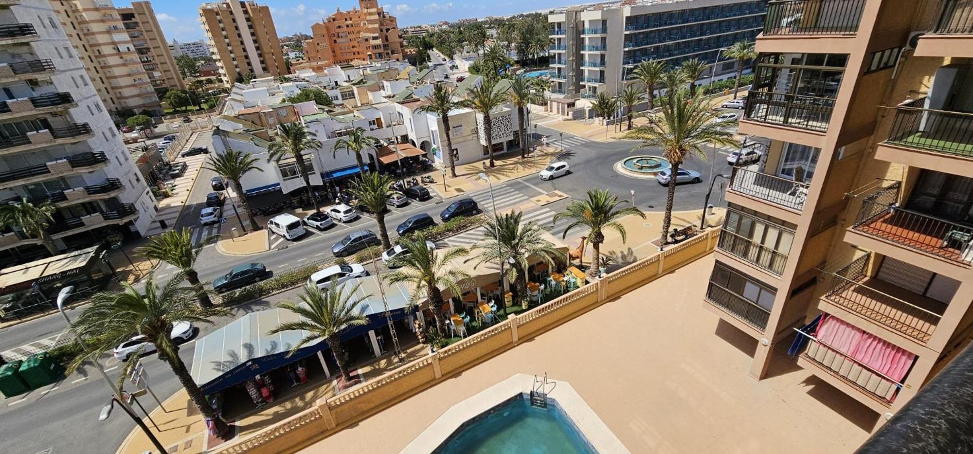 Appartement Pequeno Apartamento Con Vistas Al Mar à Roquetas de Mar Extérieur photo