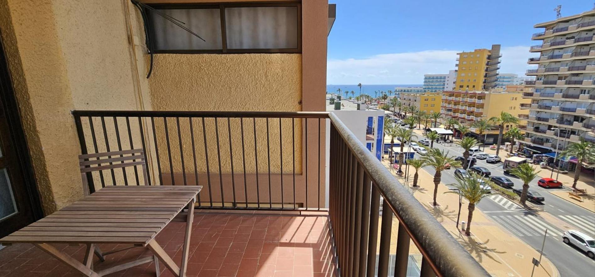 Appartement Pequeno Apartamento Con Vistas Al Mar à Roquetas de Mar Extérieur photo